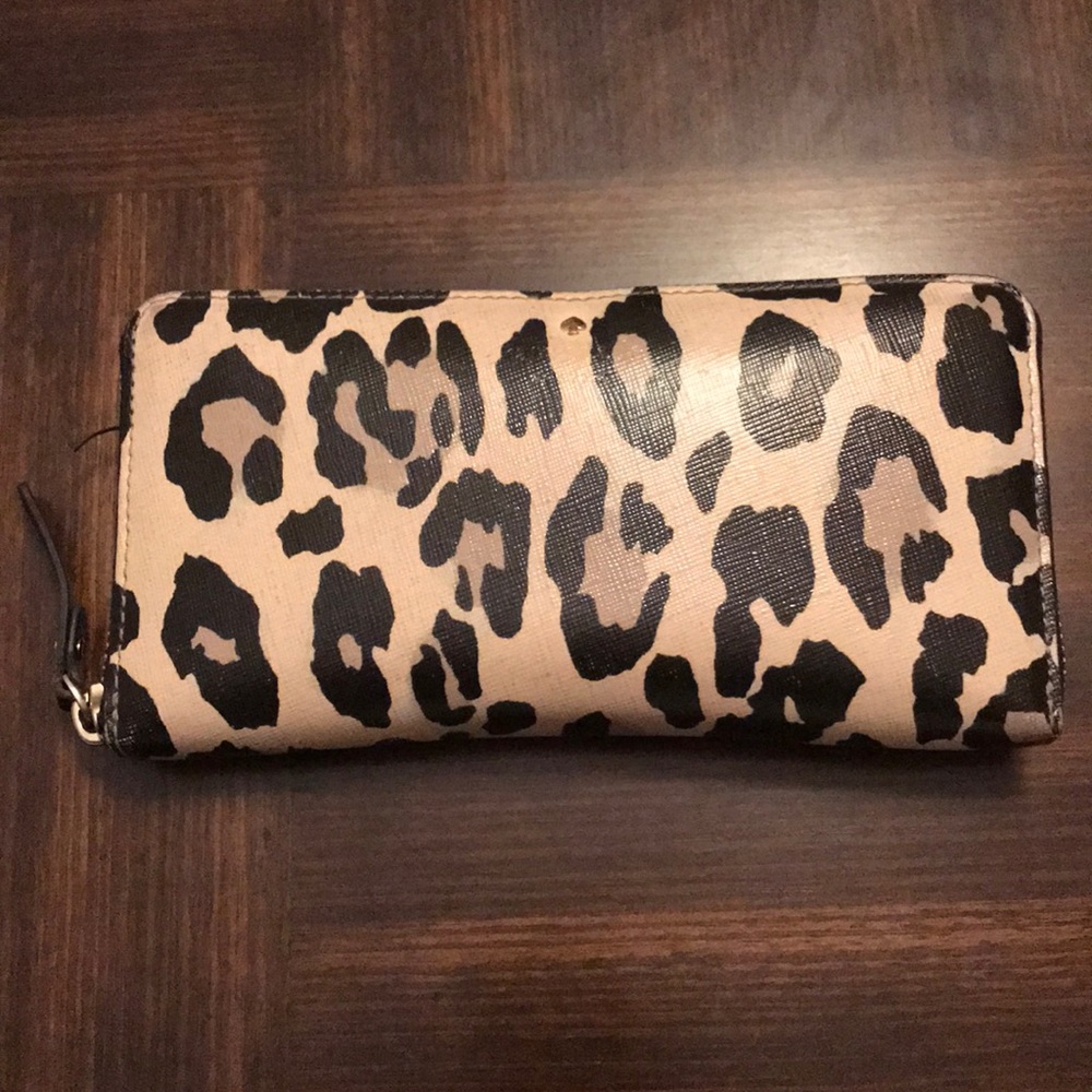 Kate spade wallet !